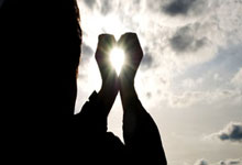 郑钦文将打响澳网揭幕战，赛前回应再遇萨巴伦卡：想成为冠军需要打败所有对手九派新闻.